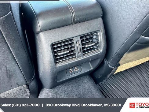 Used 2024 Nissan Altima 2.5 SL AWD/4WD image 24