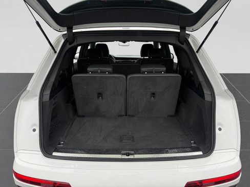Used 2025 Audi Q7 3.0T Premium Plus image 19