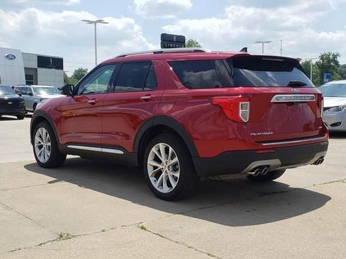 Used 2023 Ford Explorer Platinum w/ Technology Package AWD/4WD image 8