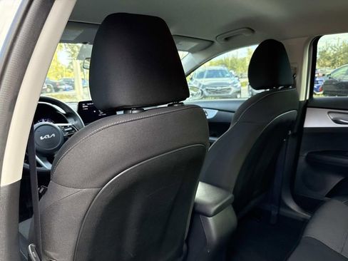 Used 2024 Kia Forte LXS w/ LXS Technology Package image 14