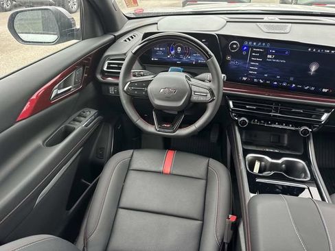 New 2026 Chevrolet Traverse RS w/ LPO, Floor Liner Package FWD image 19