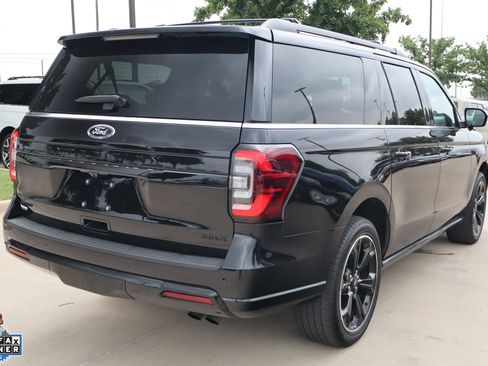Used 2023 Ford Expedition Max Limited AWD/4WD image 3