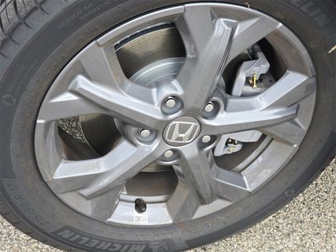 New 2026 Honda HR-V LX image 9