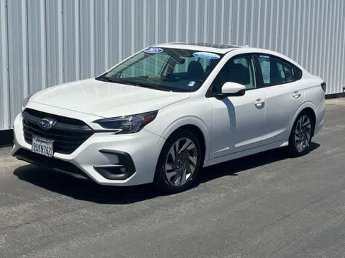 Used 2025 Subaru Legacy Limited AWD/4WD image 1