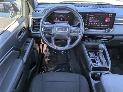 Used 2024 Chevrolet Suburban Premier w/ Premium Package image 17