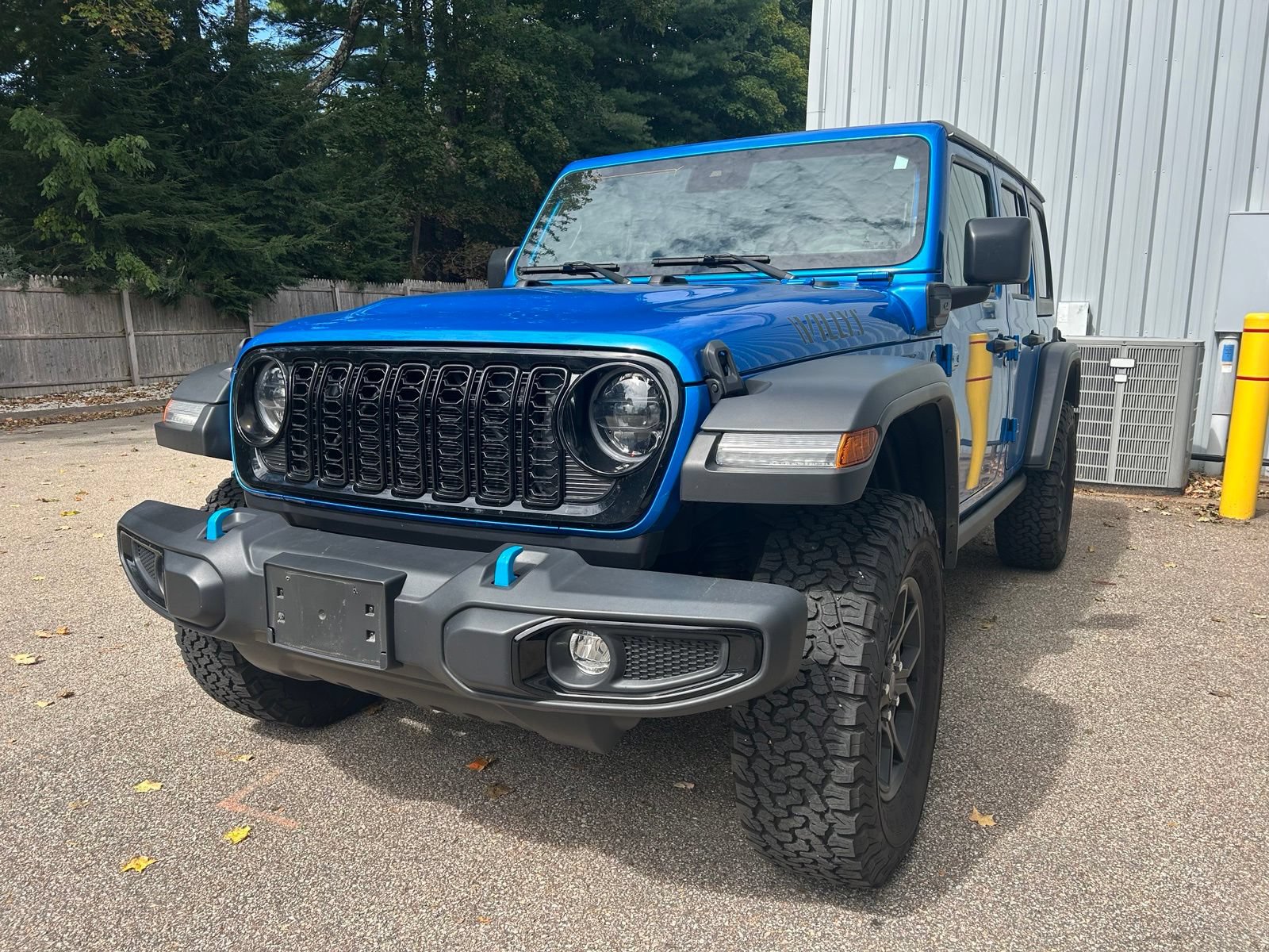 Used 2024 Jeep Wrangler Unlimited AWD/4WD image 9