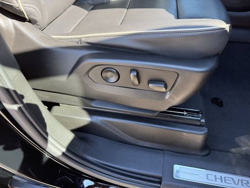 Used 2023 Chevrolet Tahoe Premier image 40