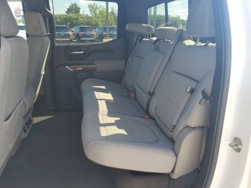 Used 2021 GMC Sierra 1500 SLE w/ Preferred Package AWD/4WD image 5