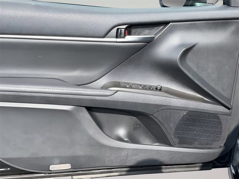 Used 2023 Toyota Camry XSE image 27