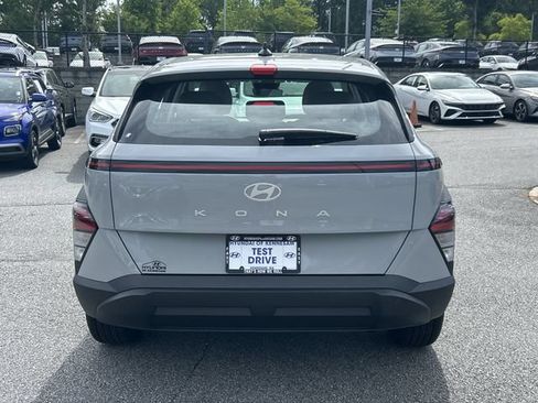 Certified 2026 Hyundai Kona SE FWD image 6