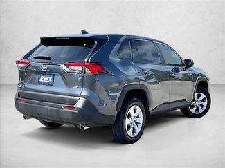 Used 2023 Toyota RAV4 LE FWD video 2