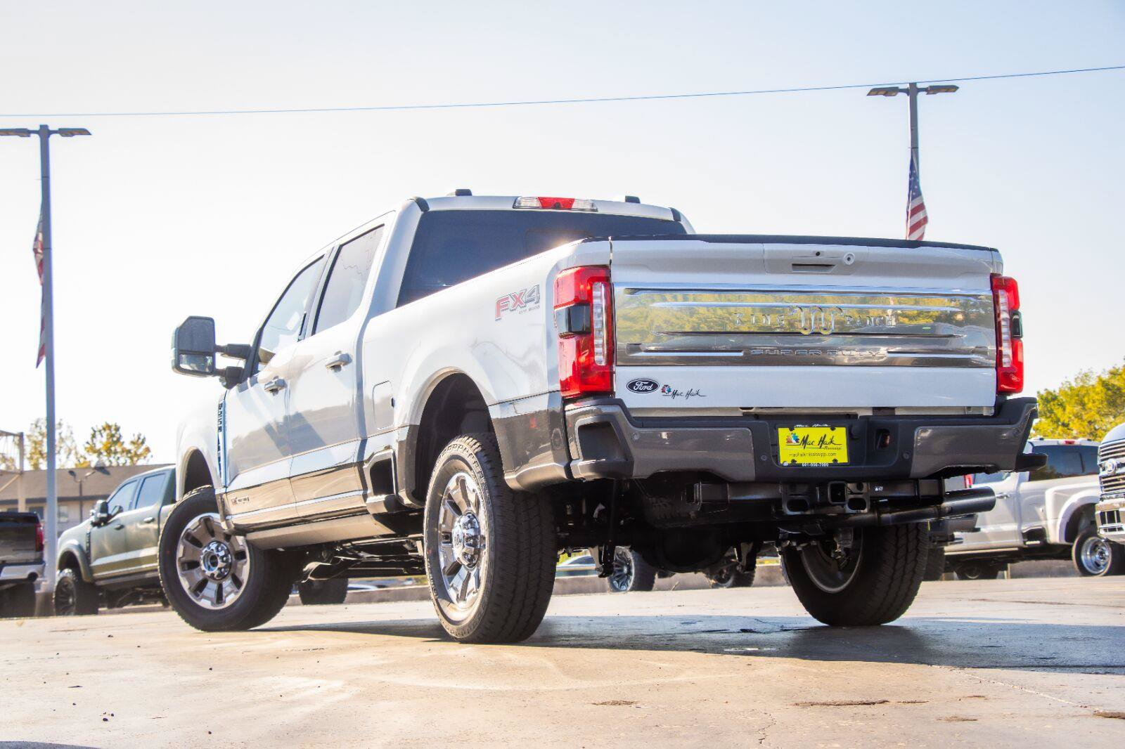 Used 2027 Ford F250 King Ranch w/ FX4 Off-Road Package AWD/4WD image 4