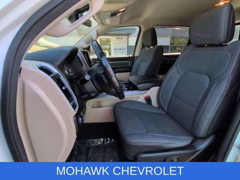 Used 2022 RAM 1500 Big Horn AWD/4WD image 20