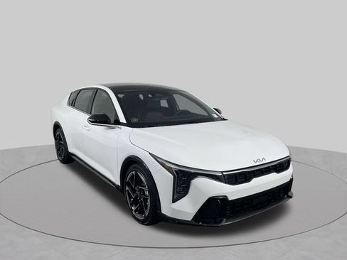New 2026 Kia K4 EX w/ GT-Line Premium Package FWD image 12