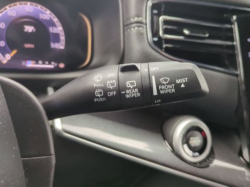 Used 2023 Jeep Wagoneer 2WD image 25