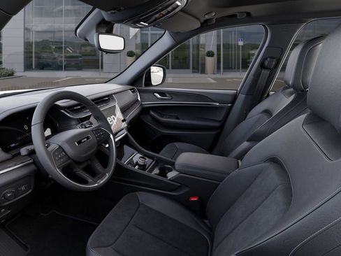 Used 2026 Jeep Grand Cherokee Altitude image 22