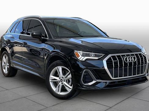 Used 2023 Audi Q3 2.0T Premium Plus w/ Premium Plus Package AWD/4WD image 3