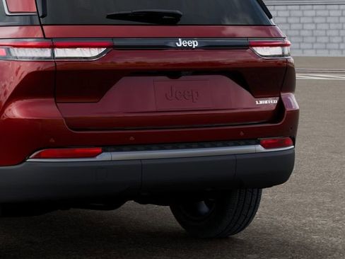 New 2026 Jeep Grand Cherokee Limited RWD image 13