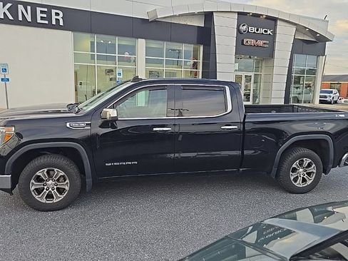 Used 2020 GMC Sierra 1500 SLT w/ X31 Off-Road Package AWD/4WD image 10