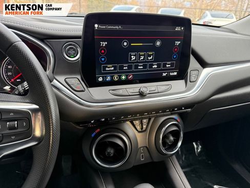 Used 2025 Chevrolet Blazer LT image 21
