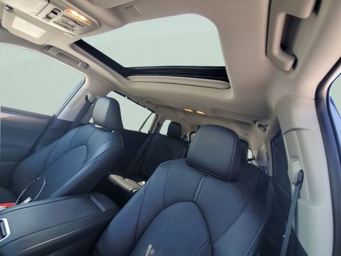 Used 2025 Toyota Highlander Limited image 28