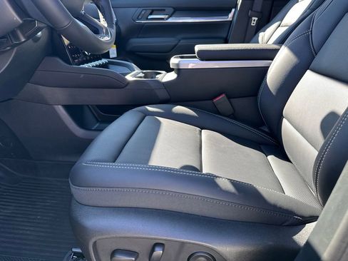 New 2026 GMC Terrain Elevation w/ Elevation Premium Package image 10