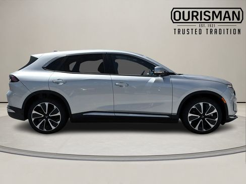 New 2025 VinFast VF 8 Plus image 3