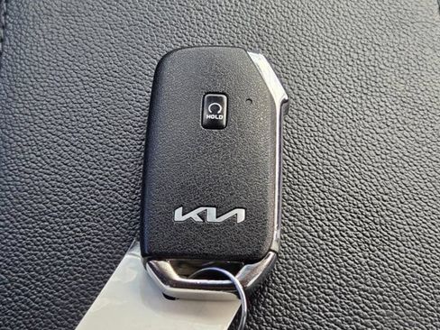 Used 2024 Kia Sportage EX AWD/4WD image 41