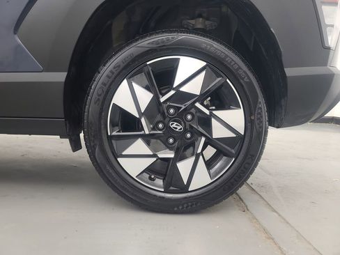 Used 2025 Hyundai Kona SEL image 10