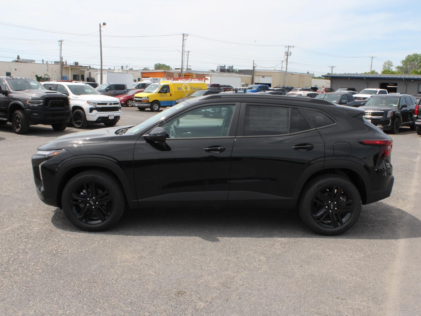 Used 2026 Chevrolet Trax ACTIV w/ Driver Confidence Package FWD image 5