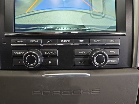 Used 2015 Porsche Macan S image 27