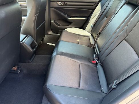 Used 2020 Honda Accord Sport image 18