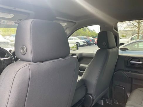 Used 2020 Chevrolet Silverado 1500 Custom w/ Custom Value Package RWD image 23