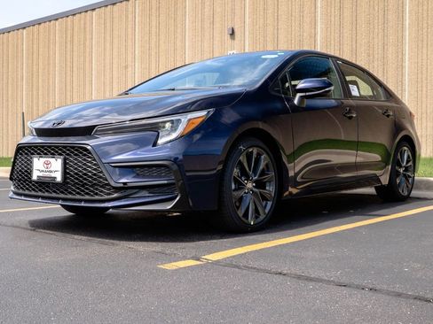 New 2026 Toyota Corolla XSE FWD image 4
