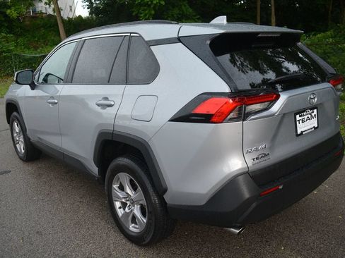 Used 2025 Toyota RAV4 XLE FWD image 7