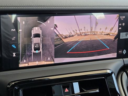 Used 2025 Porsche Panamera image 30