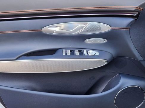 Used 2026 Genesis GV70 2.5T Sport Prestige AWD/4WD image 18