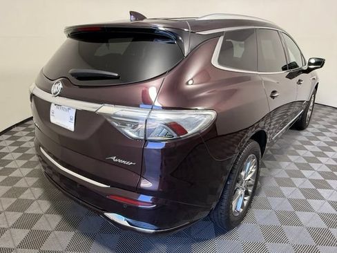 Used 2022 Buick Enclave Avenir FWD image 6