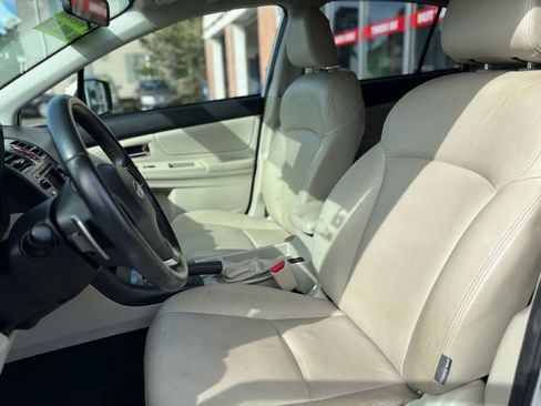 Used 2013 Subaru Crosstrek 2.0i Limited image 9