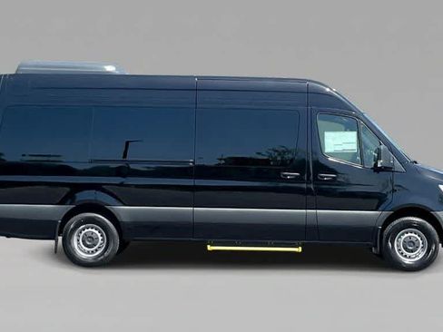 New 2026 Mercedes-Benz Sprinter 2500 image 9