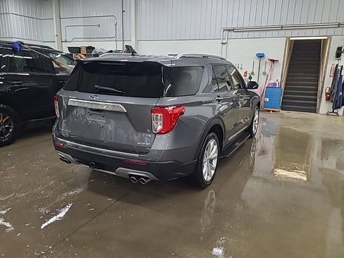 Certified 2024 Ford Explorer Platinum w/ Technology Package AWD/4WD image 4