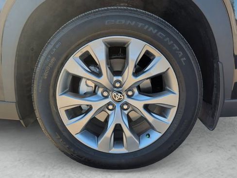 Used 2026 Toyota Grand Highlander Limited image 23