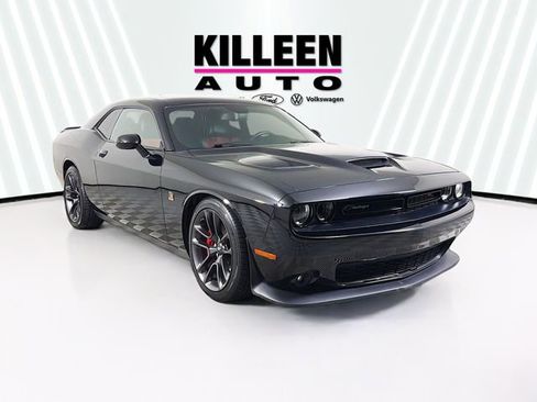 Used 2022 Dodge Challenger R/T Scat Pack w/ Plus Package RWD image 1