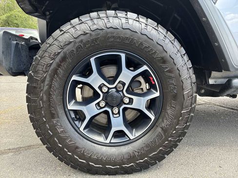 Certified 2018 Jeep Wrangler Unlimited Rubicon AWD/4WD image 19