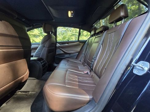 Used 2020 BMW M550i xDrive w/ Executive Package image 16