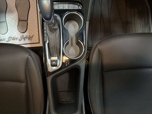Certified 2024 Buick Encore GX Sport Touring w/ Comfort Package AWD/4WD image 21
