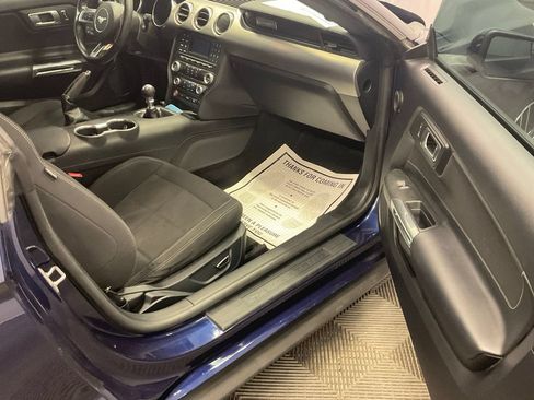 Used 2018 Ford Mustang GT RWD image 24