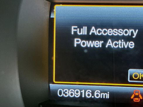 Used 2024 Ford Edge SEL image 19