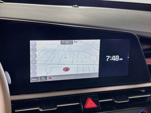 Certified 2023 Kia Niro Wind FWD image 17