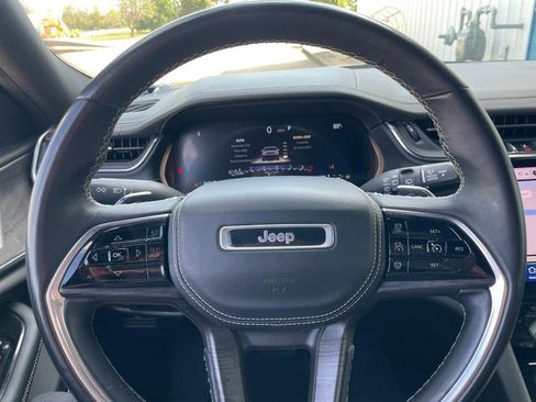 Used 2022 Jeep Grand Cherokee L Overland w/ Luxury Tech Group IV image 32